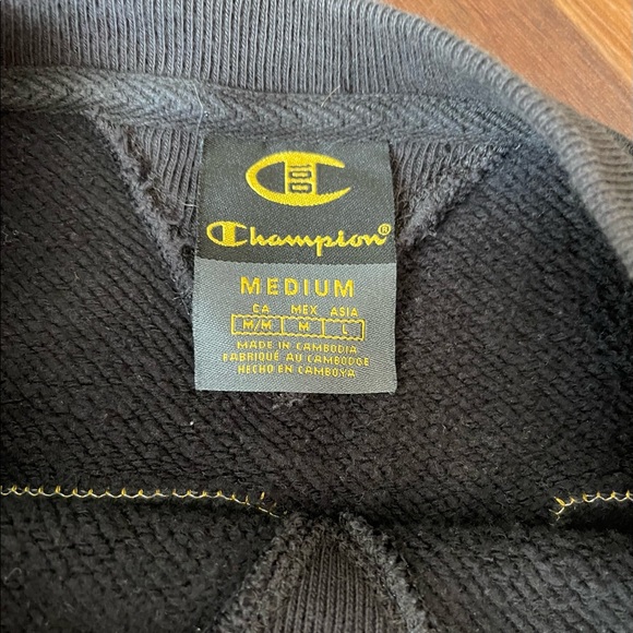 Champion 1919 sweatshirt, medium, good condition - Picture 5 of 7